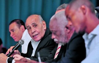 Melitón Sánchez (con el micrófono) tuvo una destacada carrera como dirigente. Foto: Grupo Epasa