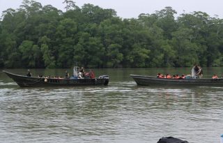 Traslado de docentes. Cortesía