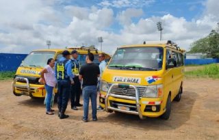 Durante el primer día de inspección, unos 45 buses colegiales fueron revisados, indicó la funcionaria de la ATTT. Foto. Eric Montenegro