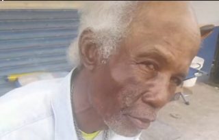 Días antes de ser apedreado, el adulto mayor había sufrido un incidente con bombitas que le lanzaron en el rostro.