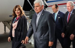 Llegada del presidente José Raúl Mulino. Foto: Cortesía