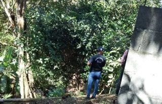 El hombre cuya identidad se desconoce no logró llegar a su casa. Foto. Eric Montenegro
