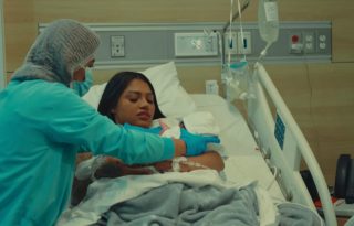 Anyuri y su bebé. Foto: Youtube / 'Mi Bebé'