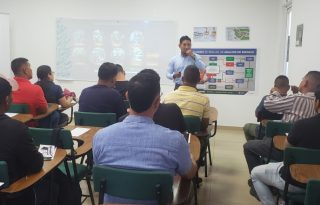 El 'onboarding' de ayer jueves en la Universidad Latina de Penonomé convocó a varios seleccionados.  Fanny Arias