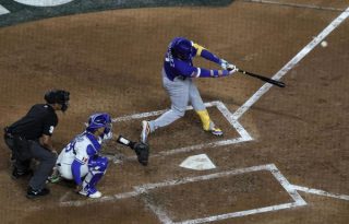  Eugenio Suárez pegó cuadrangular para Venezuela. Foto: EFE