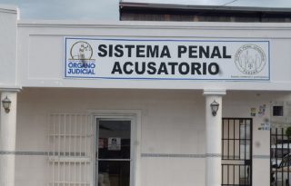 El ciudadano implicado en este caso, fue puesto a órdenes de un juez de garantías del Sistema Penal Acusatorio de Santiago. Foto. Archivo