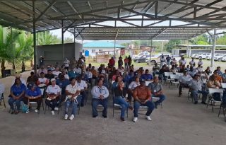  Julio Hernández, gobernador de Colón, reconoció que el tema minero ha sido manejado históricamente sin la debida participación comunitaria. Foto. Diómedes Sánchez
