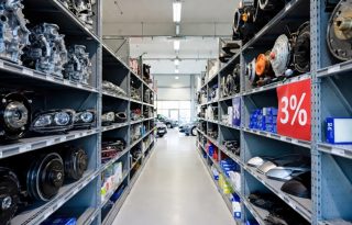 De acuerdo con Salazar, esta iniciativa es necesaria debido a que cada vez son más las personas que sufren problemas mecánicos. Foto: Grok