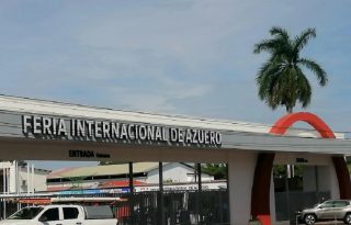 Se confirmó la realización de la Teletón 2030 dentro de los terrenos feriales, así como el regreso de los sorteos en vivo de la Lotería Nacional de Beneficencia, un atractivo que había estado ausente en ediciones anteriores. Foto Thays Domínguez