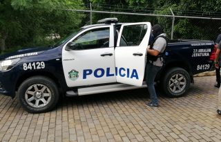 En el escenario del ataque armado, las autoridades encontraron rastros de sangre y municiones detonadas.