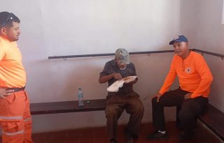 Las autoridades reiteraron el llamado a la ciudadanía a reportar de inmediato cualquier caso similar y a extremar las medidas de cuidado con personas en condición vulnerable.