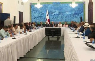 Reunión entre el Gobierno y gremios transportistas.