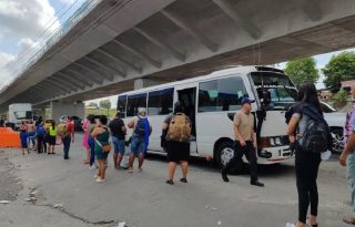 En la plataforma tecnológica se verá si el conductor está autorizado para recibir el combustible. Foto: Archivo