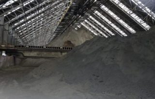 La empresa debe ejecutar un proceso estrictamente controlado de procesamiento de material. Foto: Archivo