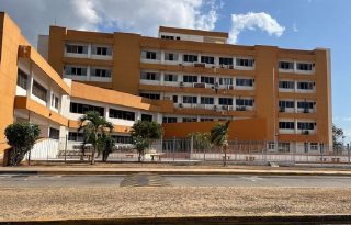 La vacuna disponible en el país incluye tres cepas: influenza A H1N1, influenza A H3N2 e influenza B linaje Victoria.