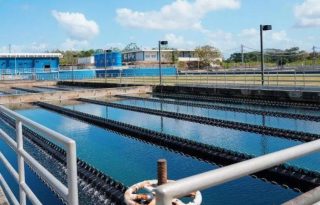 El agua en las zonas afectadas no es apta para el consumo humano directo. Foto: Cortesía