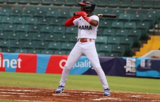 Panamá venció a Perú por nocaut. Foto: Fedebeis