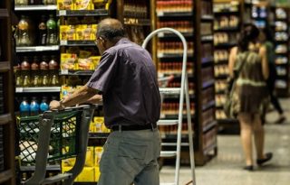 El consumidor es más estratégico y orientado al valor. Foto: Pexels