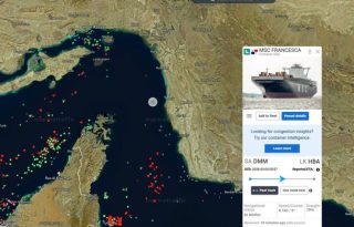  La Guardia Revolucionaria iraní anunció el apresamiento de dos buques en el estrecho de Ormuz por 