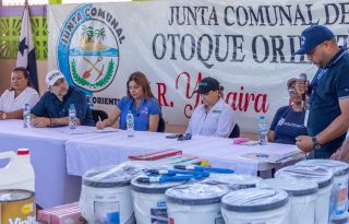 Durante la visita. Cortesía