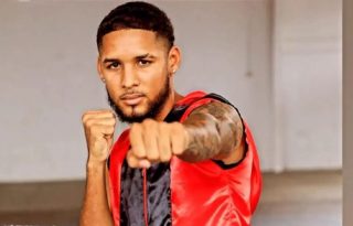 El panameño Ángel Bethancourt, se prepara para su combate contra 