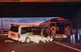 El accidente ocasionó un tranque descomunal.