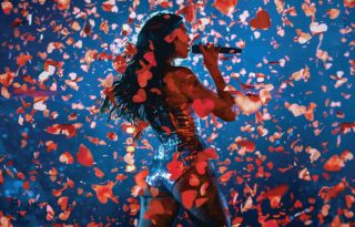 Dua Lipa durante un concierto en Ciudad de México (México). Foto: EFE / Madison Phipps