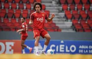 Adalberto 'Coco' Carrasquilla, en unos entrenamientos con la selección. Foto: FPF