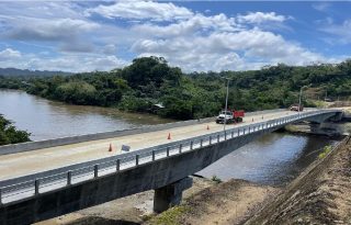 La obra sobre el río Chucunaque beneficiará a más de 30 mil habitantes de Darién.