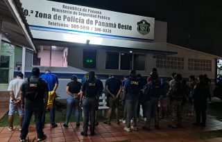 En 'cocinas' improvisadas, el grupo delincuencial procesaba drogas sintéticas.