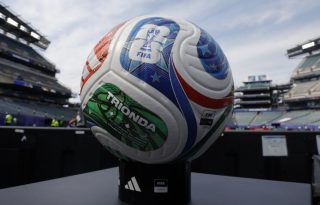 Balón del Mundial 2026. Foto: EFE / EPA / Shawn Thew