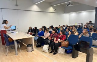 Participó como panelista en la mesa de diálogo. Fotos: Cortesía