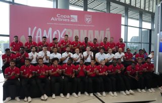 Los jugadores y el equipo técnico están listos para su debut de esta tarde.