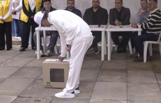Petro dijo que entregó una democracia brillante y viva. Foto: EFE