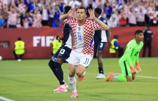 Ante Budimir de Croacia festeja su gol contra Panamá. Foto:EFE
