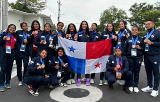 El equipo femenino. Foto: Cortesía