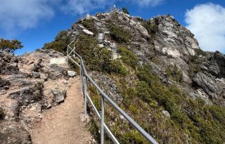 El acceso al volcán Barú fue cerrado temporalmente tras derrumbe en vía de entrada. 