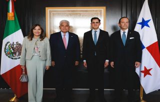 Mulino se encontrará con la mandataria mexicana en Palacio Nacional. Foto: EFE