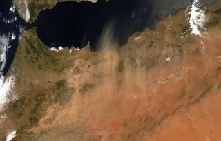 Llegada del polvo de Sahara a Panamá insta a seguir recomendaciones ante este fenómeno.  
