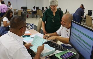 Cientos de beneficiarios ya han recibido su Cepanim. Foto: MEF