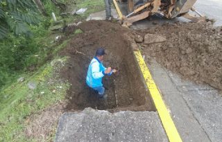 La reparación de fugas es una de las primeras acciones del nuevo director del Idaan. Foto: Cortesía Idaan