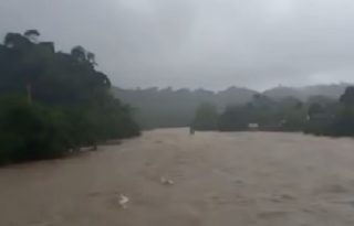 Las intensas lluvias han provocado el desbordamiento de ríos y quebradas. Foto: Cortesía