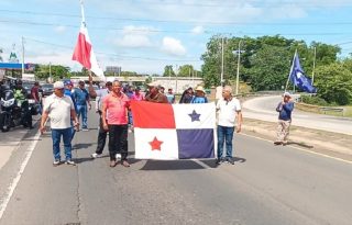  Los policías jubilados dependen de estos recursos para afrontar compromisos económicos y necesidades familiares. Foto. Melquíades Vásquez