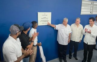 Presidente Mulino en la reinauguración del estadio Armando Dely. Foto: Diómedes Sánchez S.