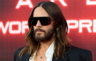 Jared Leto, a las afueras del Teatro Chino, en Los Ángeles (CA, EE.UU.). Foto: EFE / Allison Dinner