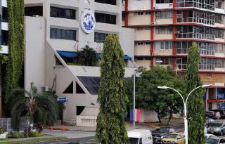 El Gobierno separa funcionarios y congela trámites tras detectar irregularidades en la DGI.