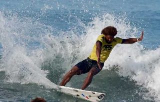 El surfista Oli Camarena. Foto: Instgagram: jean_oli-gonzález