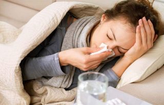 Autoridades de salud reiteran la importancia de la vacunación en embarazadas para proteger a los recién nacidos frente al virus sincitial respiratorio.