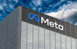 Meta enfrenta juicio por ser acusada de crear redes adictivas para menores.
