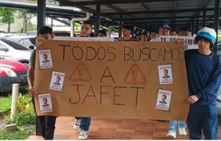 La comunidad de la UTP de Veraguas continúa organizando brigadas de búsqueda y jornadas de oración con la esperanza de que Jafet González aparezca sano y salvo. Foto. Melquíades Vásquez